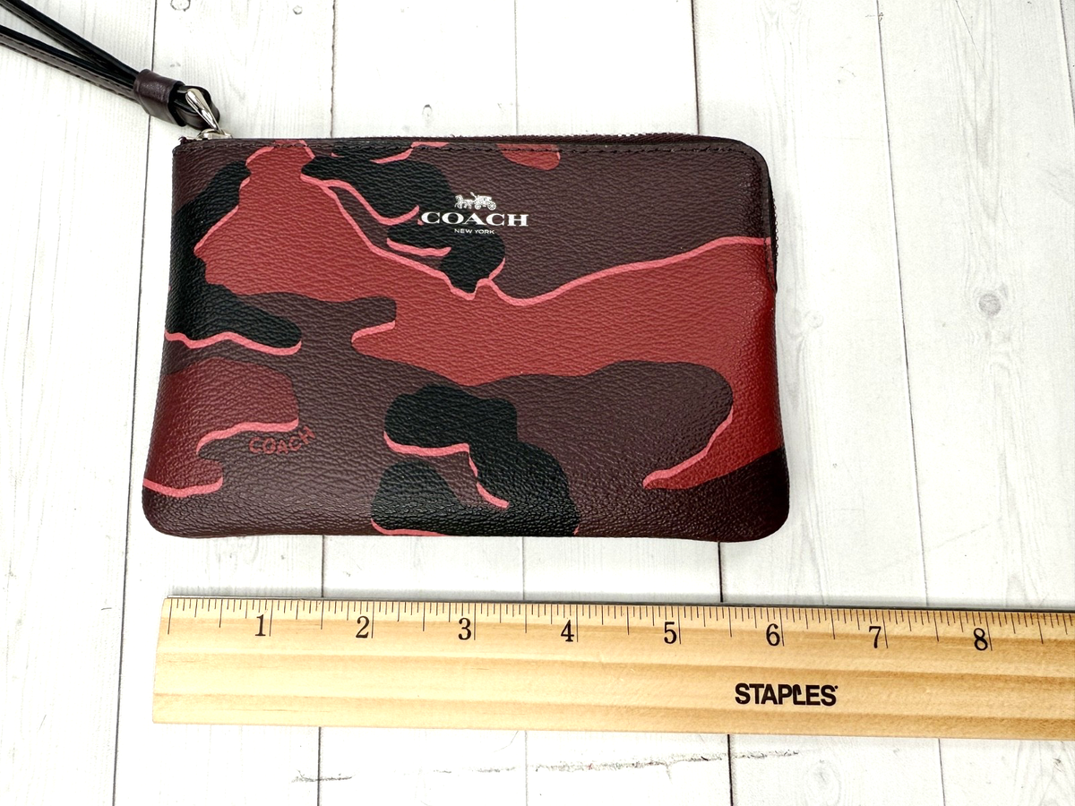 Coach CW858 Corner Zip Wristlet Pink Wine Signature Camo Print