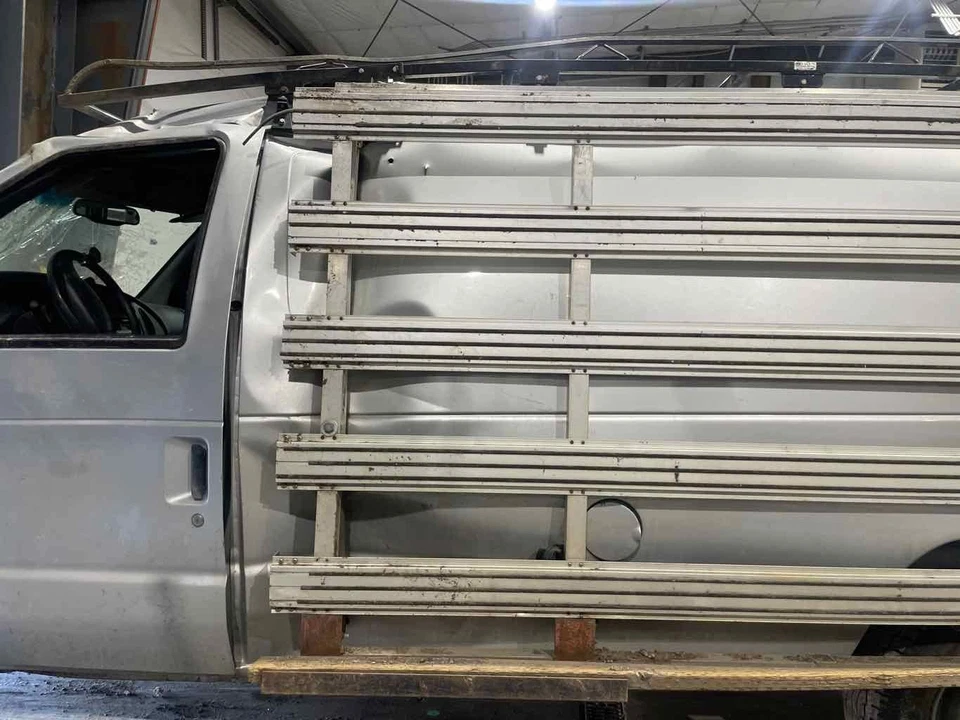 1999 Ford Van 350 4R100 4 Speed Automatic Transmission 6.8L V10 100K Foto 4 de 4