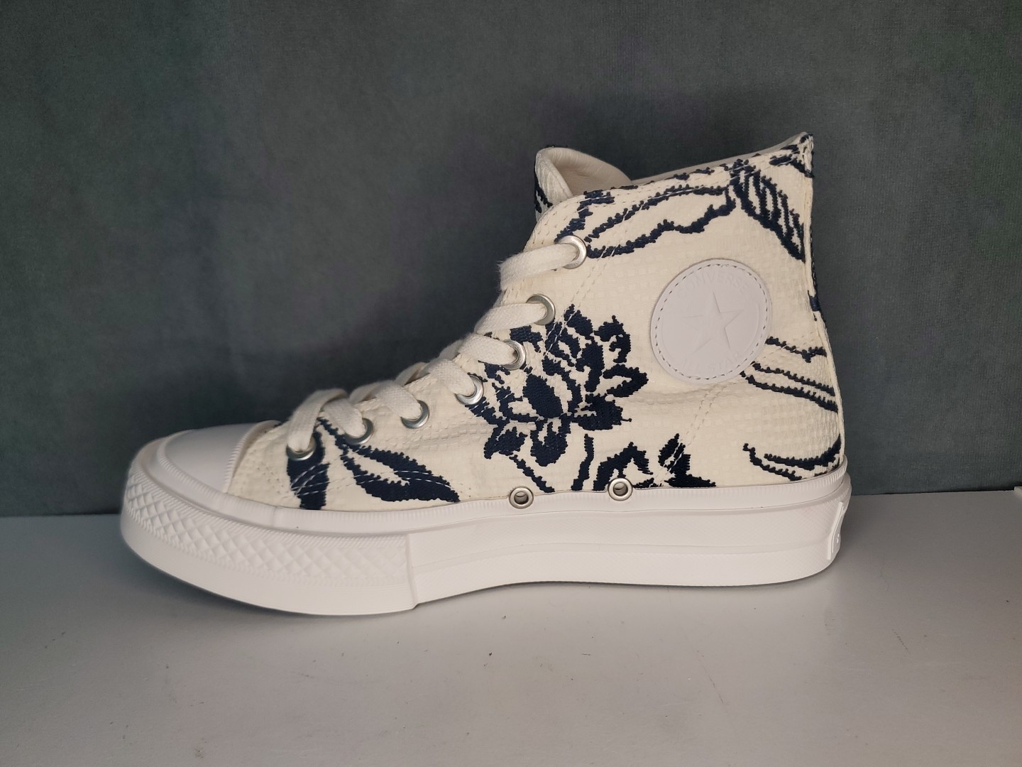 RARE Converse First String Chuck Taylor All Star Woven Floral Vibram Womens 8 image 8