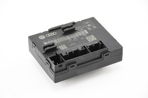 Audi A5 B8 / 8T Türsteuergerät hinten rechts 8T0959795H