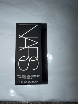 NARS Light Reflecting Foundation Medium-Deep 2.6 Huahine 1oz/30ml