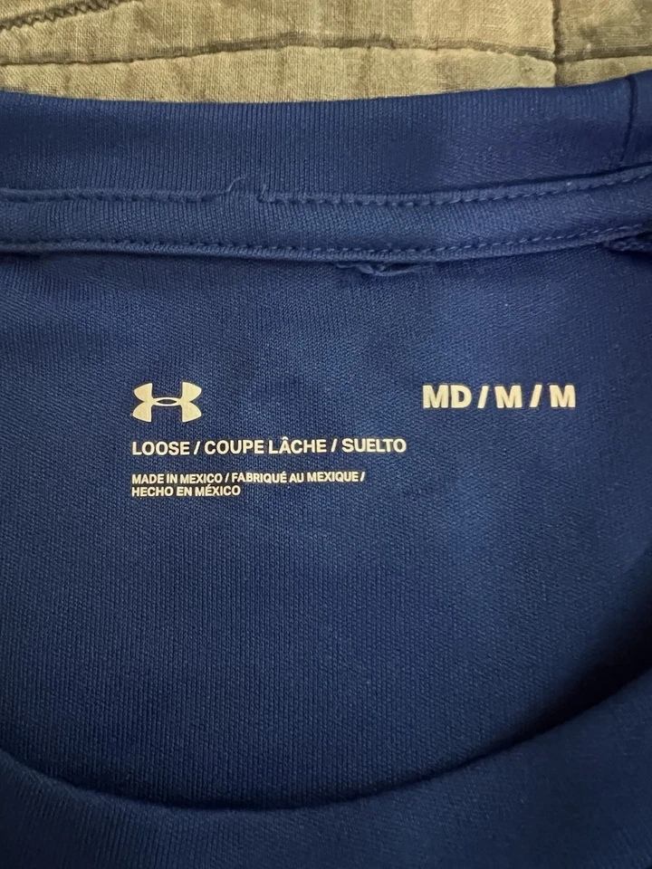 Under Armour Loose Tshirt T-Shirt Size Youth Medium Bright Blue - Image 3 of 3