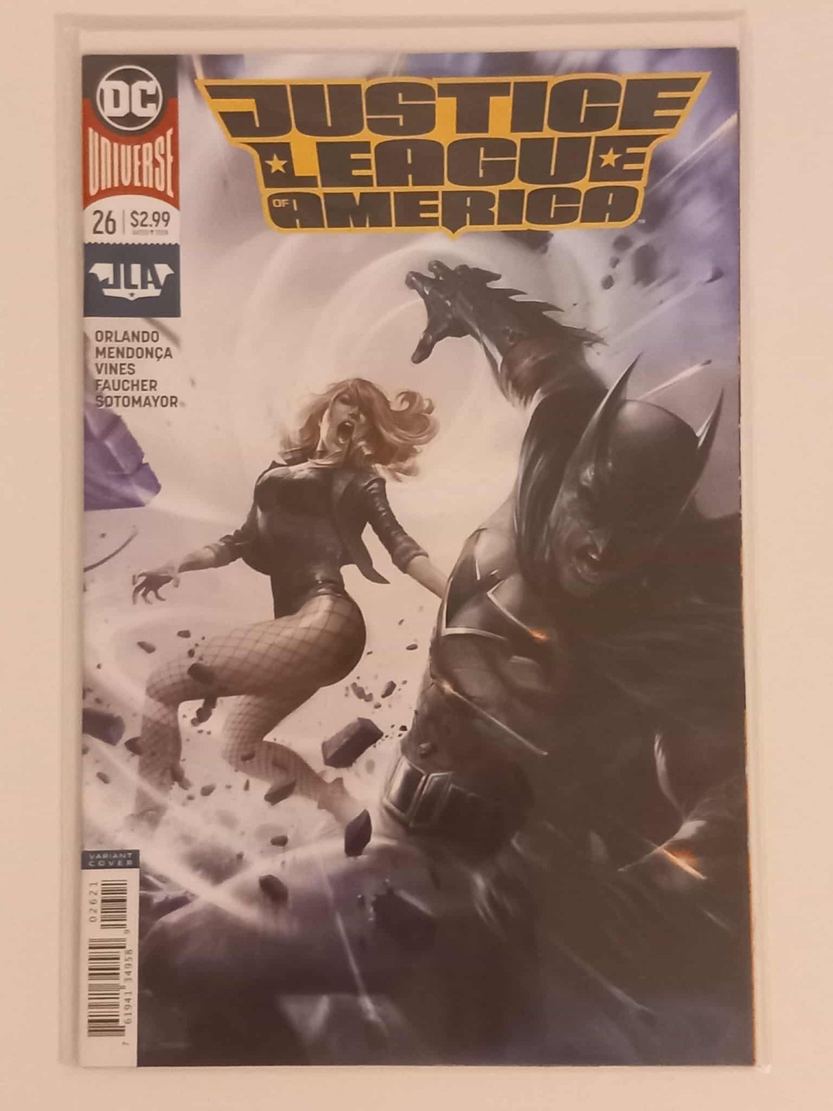 DC UNIVERSE JUSTICE LEAGUE OF AMERICA COMIC ISSUE #26 VARIANT COVER