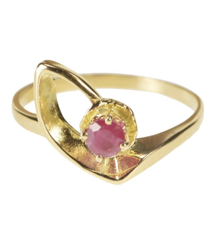 14K Gold Ruby Solitaire Asymmetric Leaf Petal Eng… - image 4