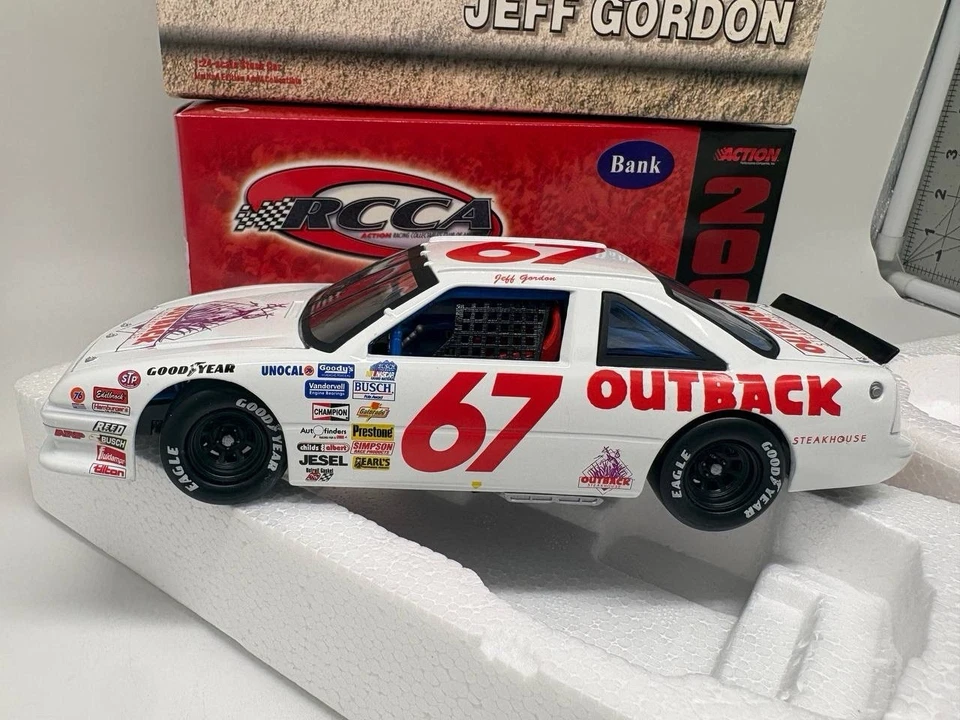 Pontiac Action 1990 Jeff Gordon #67 Outback Steakhouse 1:24 diecast Foto 2 de 4