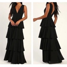 NWT Lulus Amazing Evening Black Tiered Maxi Dress Medium