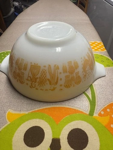 Vintage Pyrex Pumpkin Orange Amish Butter Print Bowl 442 1.5 QT