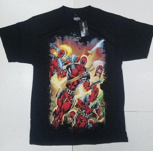 Hot Topic Marvel Deadpool Group Men's T 