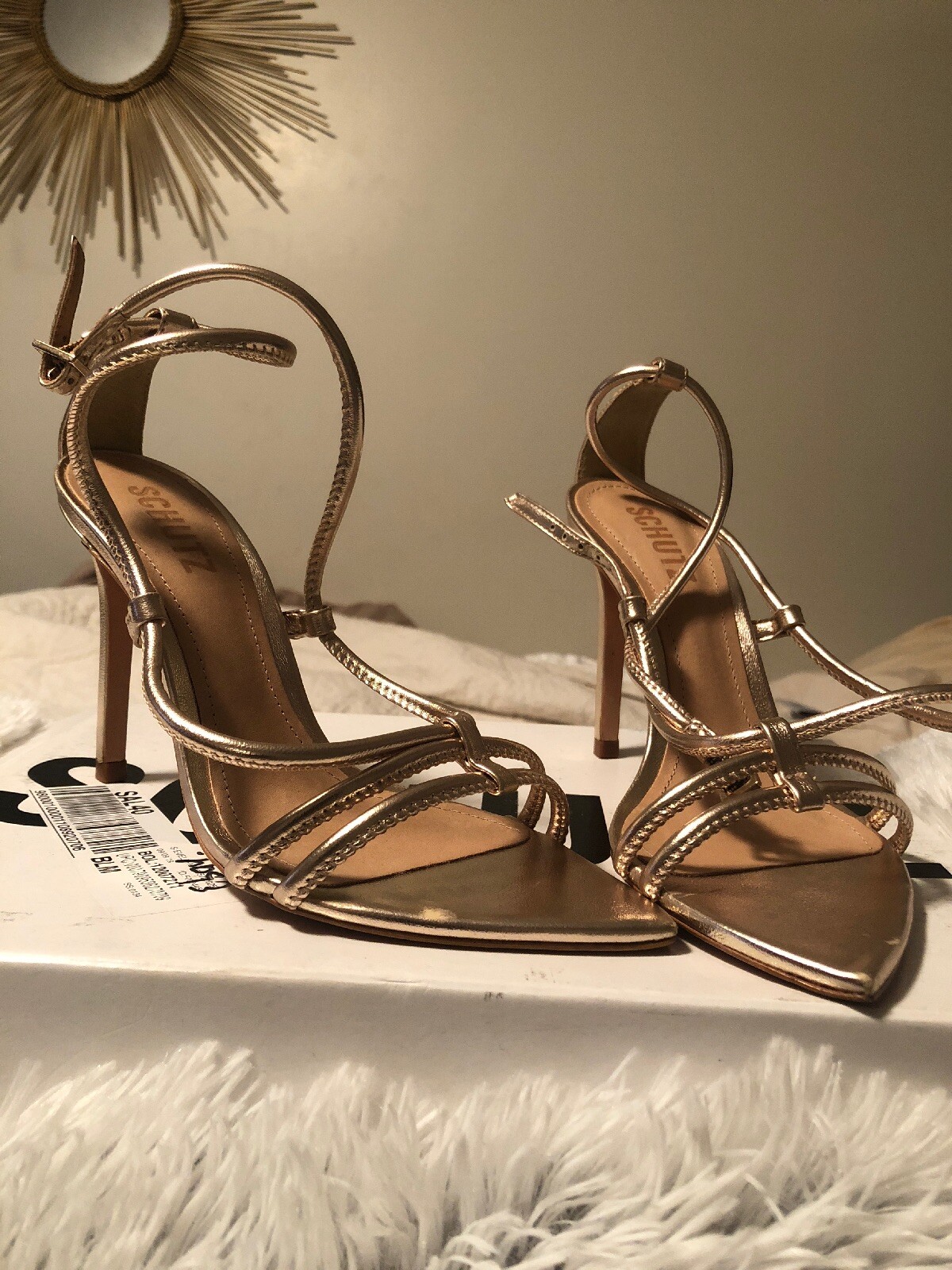 schutz saasha lee gold