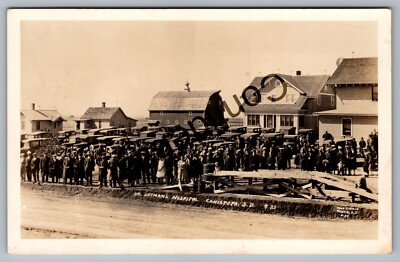 Real Photo Dr. Ortman's Hospital Crowd Healing Event Canistota SD RP RPPC G301