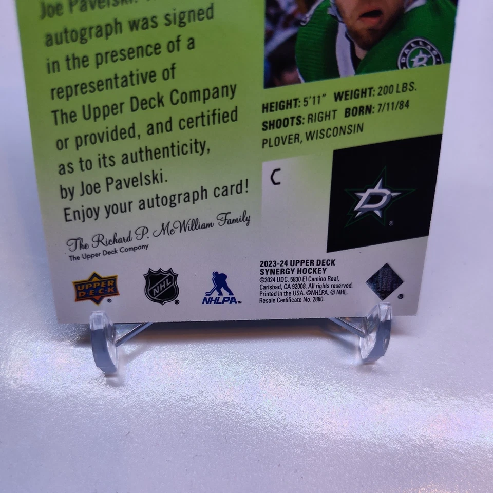 2023-24 Upper Deck Synergy Light Up The Night Green /49 Joe Pavelski #LN-JP с автографом - Изображение 4 из 4