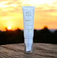 Aura Tint Sunscreen Spf 50 PA +++ Flawless Glow