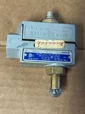 HONEYWELL BZE6 - RQ8X2 MICRO SWITCH LIMIT SWITCH NEW