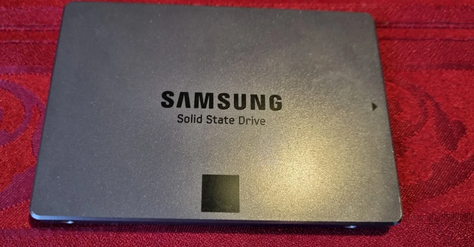 Samsung 250GB 840 EVO 2.5" SSD Festplatte -Top Zustand – zuverlässig & schnell