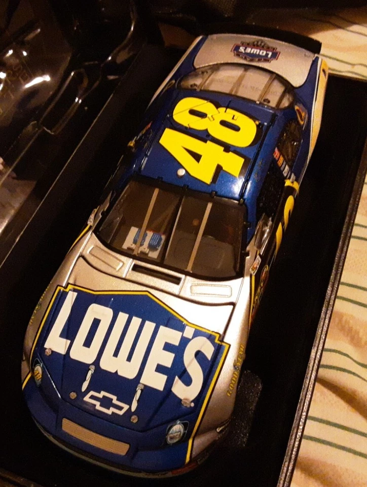 Chevy Jimmie Johnson 1:24 2007 propietarios Elite Lowe's '57 1 de 504 NASCAR Foto 4 de 4