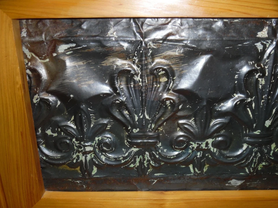 Telha de teto vitoriana antiga emoldurada de estanho de Pittsburgh PA - Imagem 2 de 4