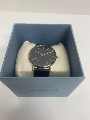 Skagen Signatur Titanium Dark Blue Dial Leather Strap Mens Quartz Watch SKW6481 - Picture 6 of 9