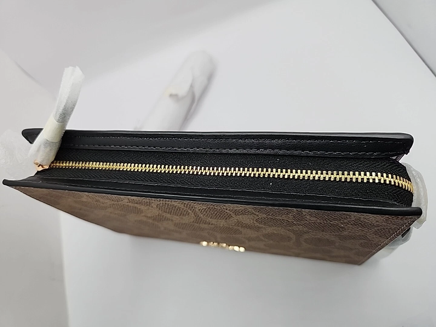 NUOVA borsa Coach Slim Croosbody in tela firmata marrone nero oro CW204