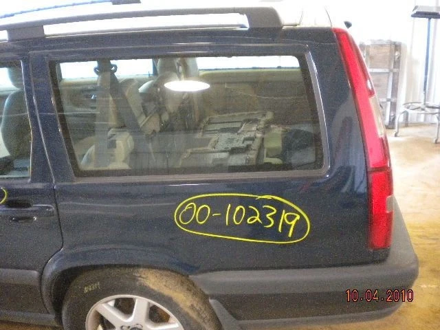 DRIVER LEFT FRONT SPINDLE/KNUCKLE 可转换 适合 99-04 VOLVO 70 系列 9877083 — 第 2/4 张图片