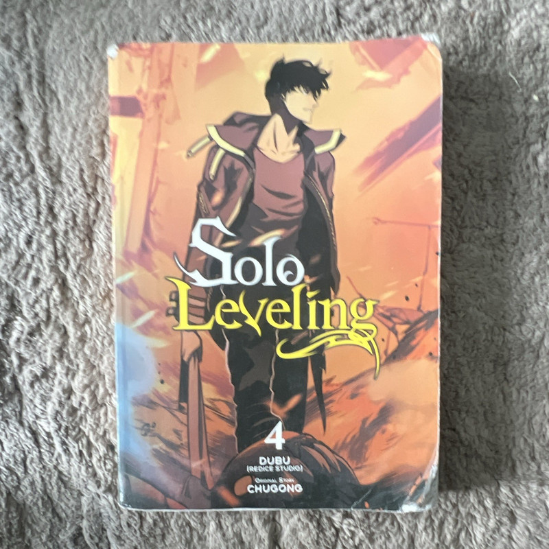 Solo Leveling Issue 4 Softcover Manga (English) Yen Press by Chugong