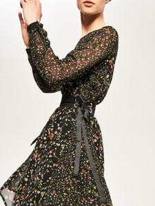 Reserved Blumenmuster Kleid Mit Krawatte Taille Detail Schwarz Grosse Uk 12 Dh097 Bb 05 Ebay 
