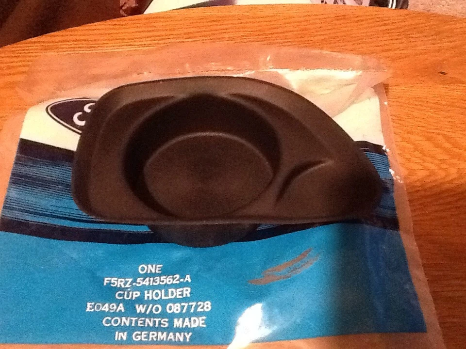 Portavasos Ford Contour 1995 1996 1997 - nuevo OEM Foto 2 de 3