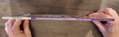 I Can Read! The Witch Who Was Afraid of Witches - Picture 3 of 3