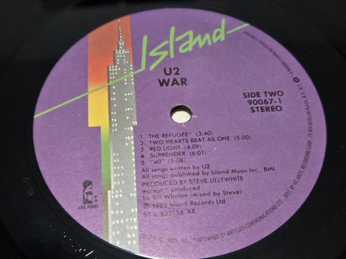 U2 “War” LP Vinyl 1983 Island Records 90067-1 Gatefold BONO VG+/EX - Picture 4 of 8