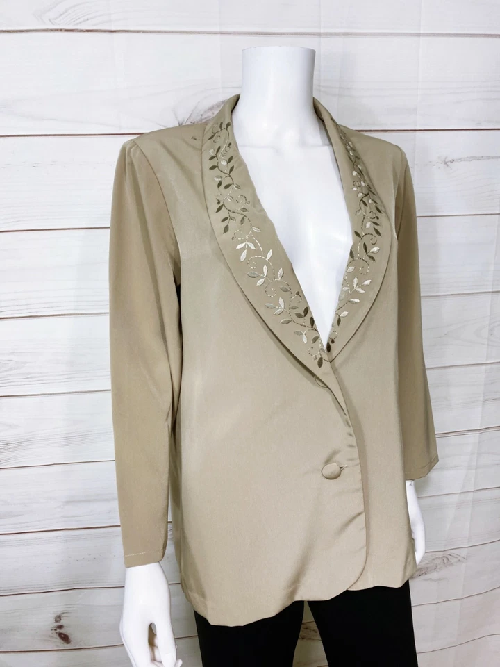 Maggie Sweet Womens Blazer Size PM Beige Embroidered 2 Buttons Shoulder Pads - Image 2 of 4