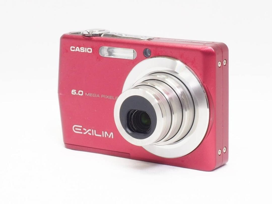 CASIO EXILIM EX-Z600 Red Digital Camera 6.0MP 3x Optical