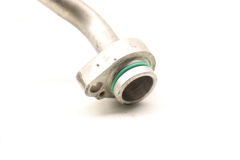 2007-2010 AUDI TT QUATTRO 2.0L - Upper AC HOSE / LINE / PIPE 8J0820719F - Image 2 of 4