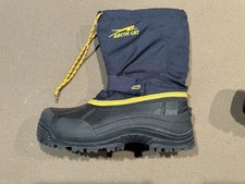 Artic Cat Kids Snow Boots Size 6 excellent condition