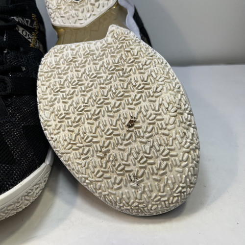 Taglia 4Y - Jordan 'Perché no?' ZER0.4 Mid Family UK 3.5, EU 36 basket nero ottime condizioni - Foto 10 di 16