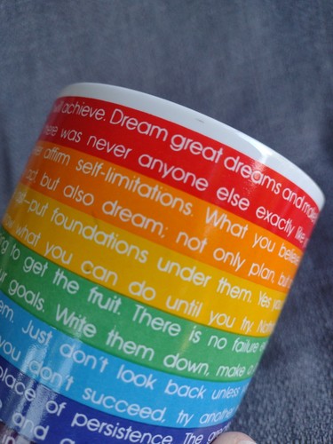 Taza Motivacional Arco Iris Éxito 1981 Colección Toscana Hecha en Japón - Imagen 7 de 15