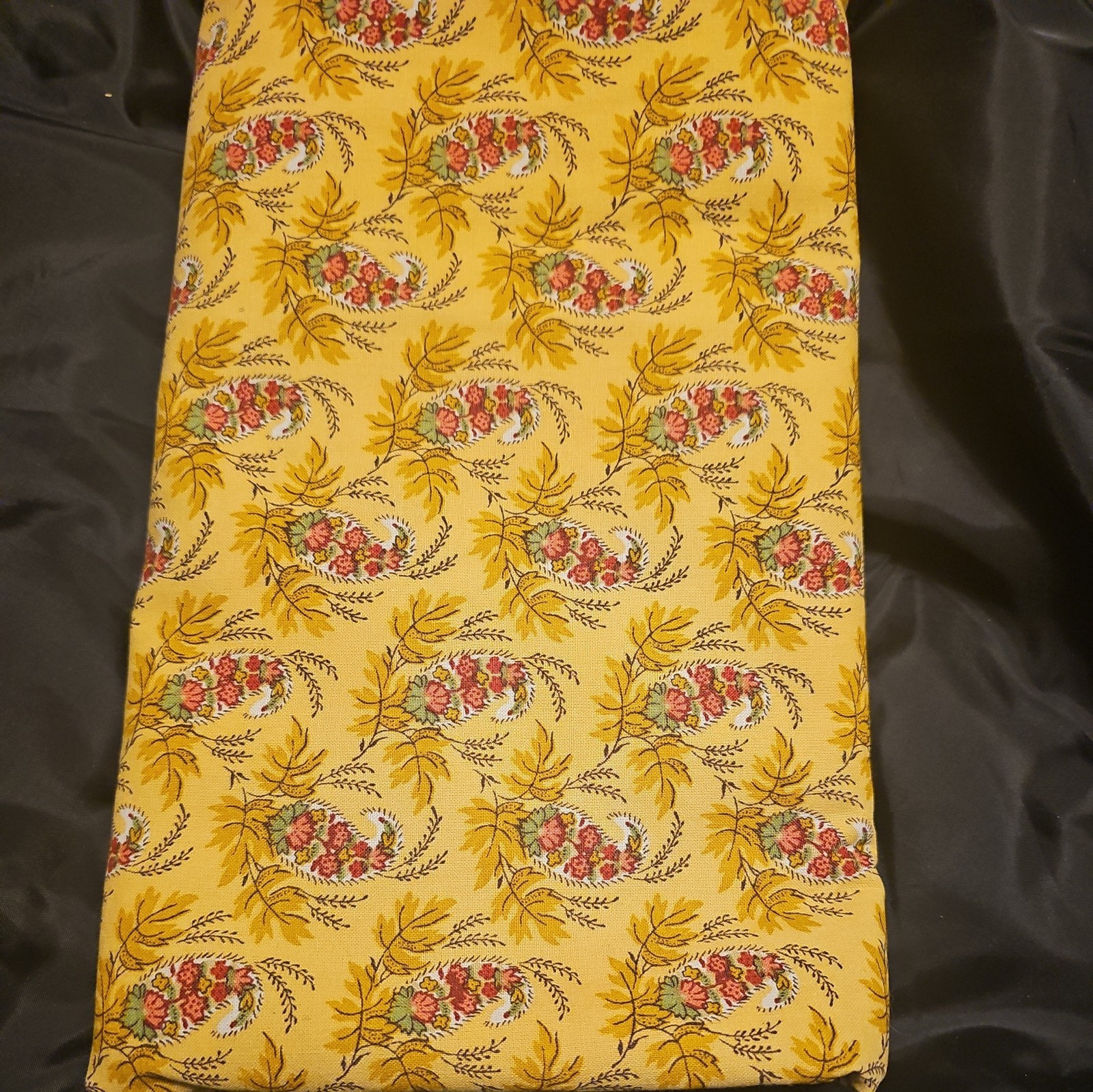 Vintage Waverly Fabric LYON Gold with Red Floral Paisley Cotton USA 3 + yards