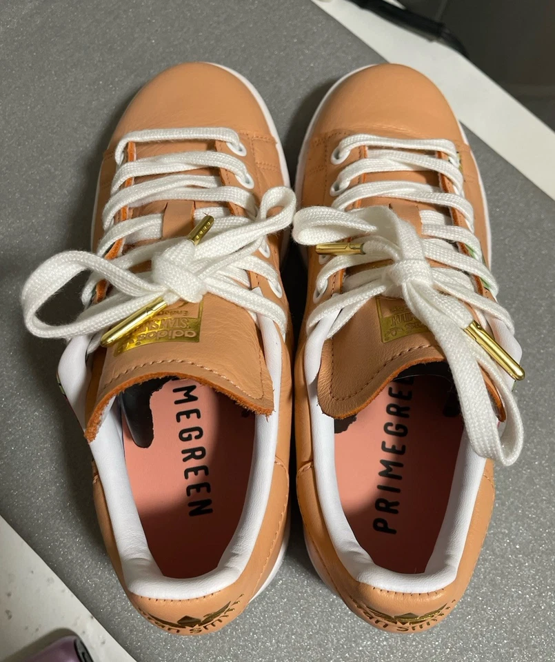 Stan Smith Primegreen Floral Adidas Women’s Size 5.5 - Image 4 of 4