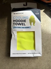 Mission Cooling Hoodie Towel Evaporative Cool Technology Keeps Cool UPF 50