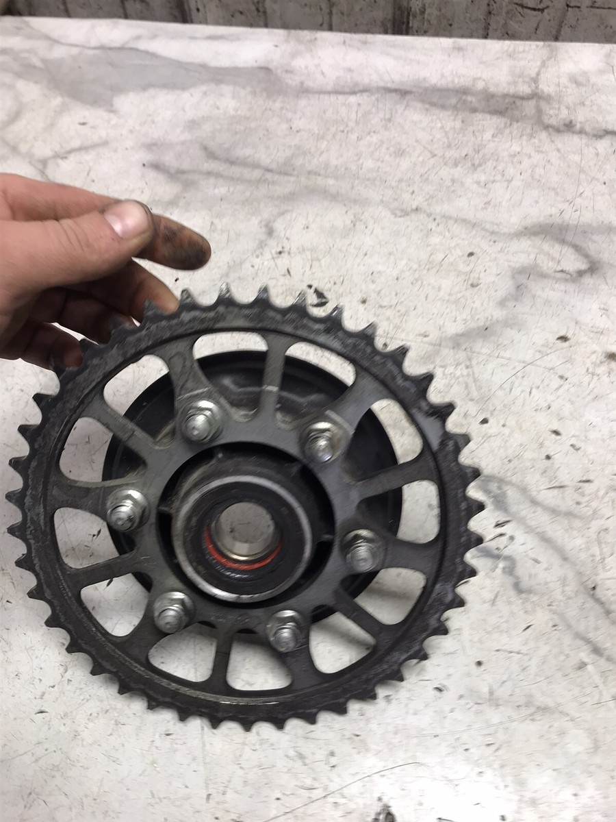 24 Kawasaki ZX Z 1000 SX Z1000SX Ninja rear back drive hub and
