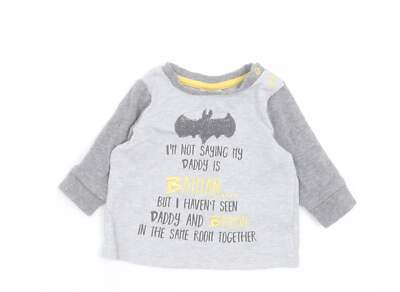 Matalan Jungen grau Baumwollmischung Freizeit Größe 0-3 Monate Knopf-Batman