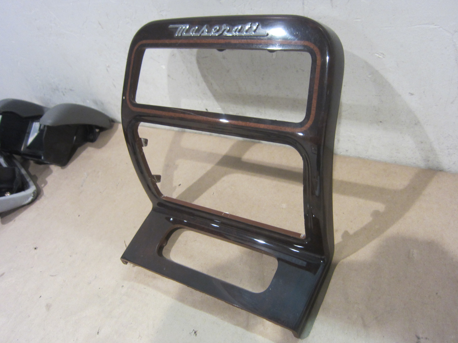 Maserati Quattroporte  -  Rear Console Trim - P/N 66703400