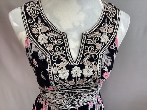 GORGEOUS MONSOON BLACK/WHITE/PINK FLORAL EMBROIDERED LONG EVE DRESS SIZE 12 - Picture 17 of 18