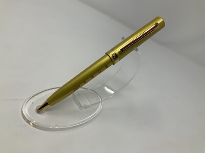 Omas Hongkong 1997 Return To The Motherland Yellow/Green Ballpoint Pen NO BOX