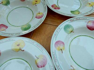 2 x Royal Stafford individuelle Suppe Pasta Schüsseln APFEL 9 7/8'' SIEHE ANGEBOT für mehr