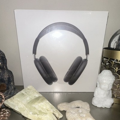 Apple AirPods Max Midnight USB-C Bluetooth Over-Ear ANC Spatial Audio