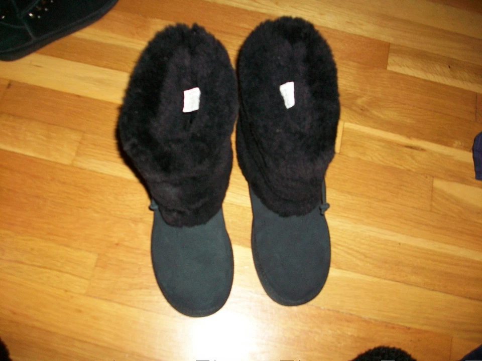 Botas Ugg Australia Alaia para mujer - negras - talla 7 Foto 4 de 4