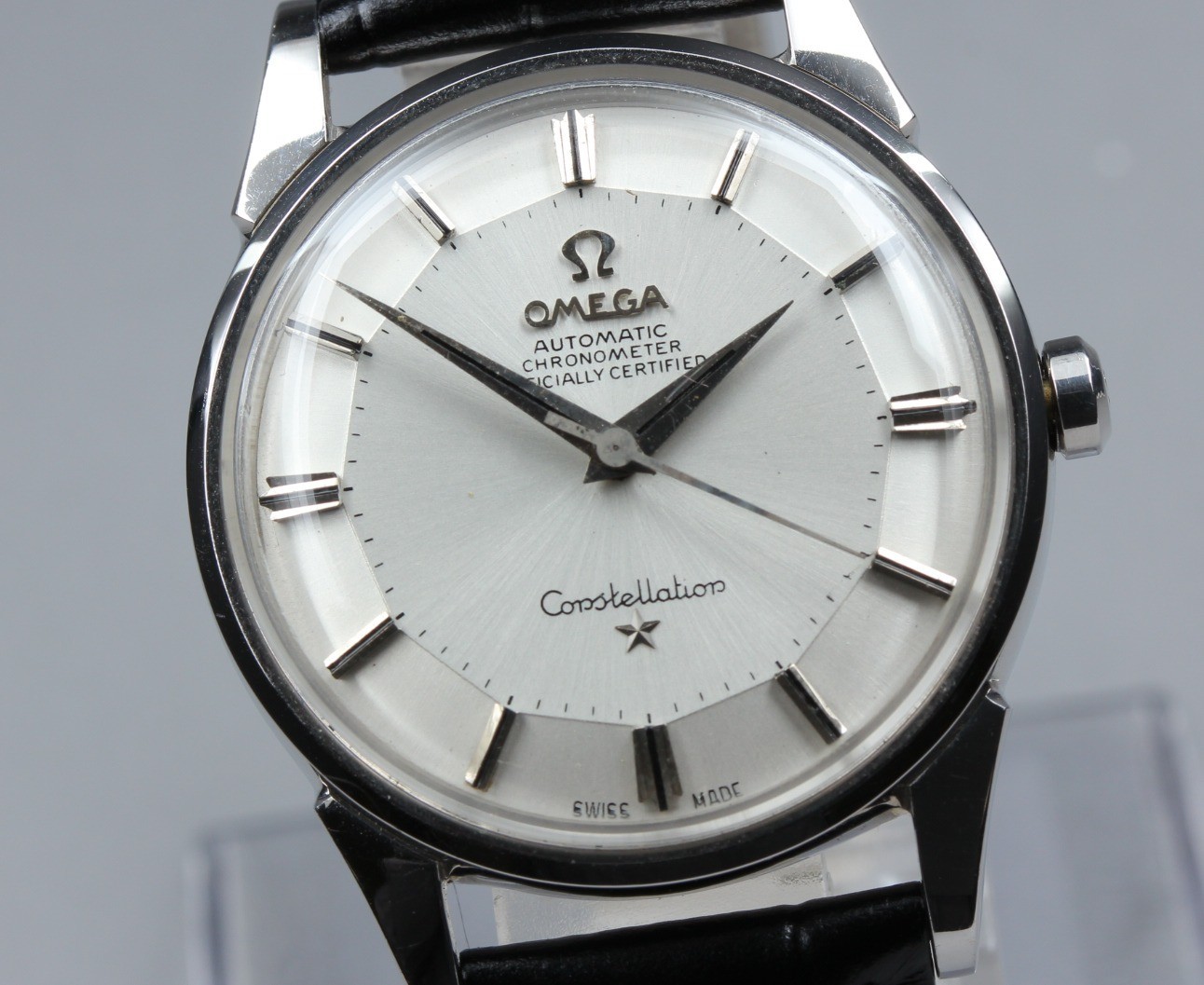 Omega Constellation Pie Pan Ref.14900 Cal.565 Auto 34mm
