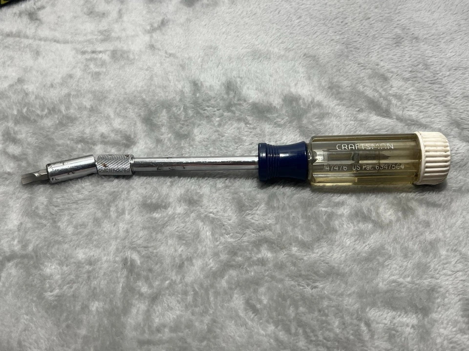 Craftsman 47476 Swivel Magnetic Bit Driver With 4 Bits, USA - Image 3 of 4