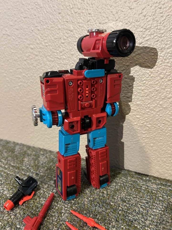 G1 Transformers Perceptor 100% COMPLETE - Image 3 of 4