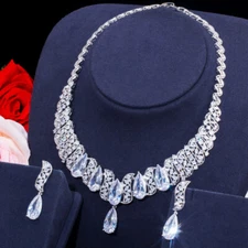 Gorgeous White CZ Leaf Drop Wedding Necklace Earring Silver Plated Jewelry Set