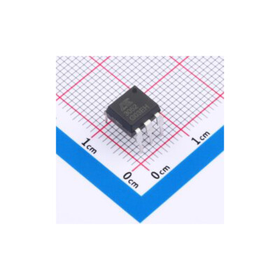 5pcs AT3052-CuH-DE DIP-6